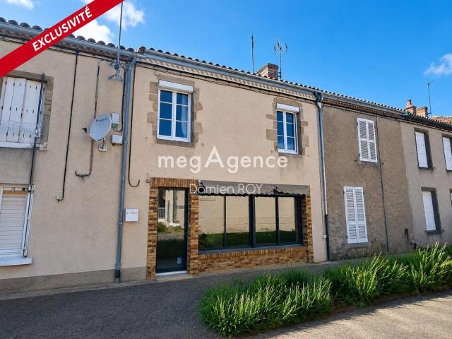 Maison vente à Bressuire, Faye-l'abbesse