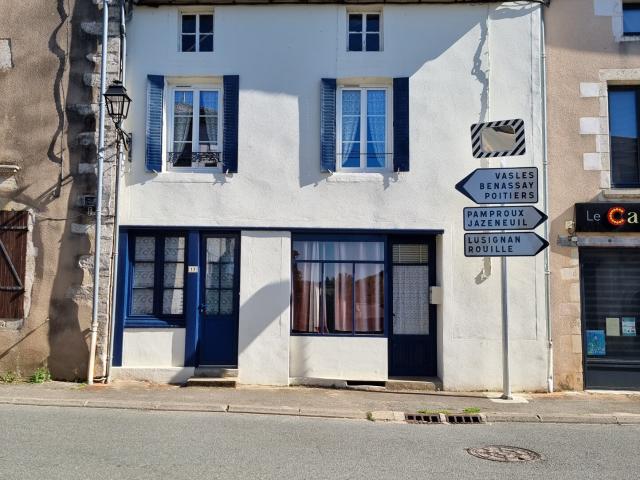 Maison vente à Poitiers, Sanxay