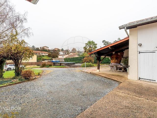 Maison vente à Bourg-en-Bresse, Frans