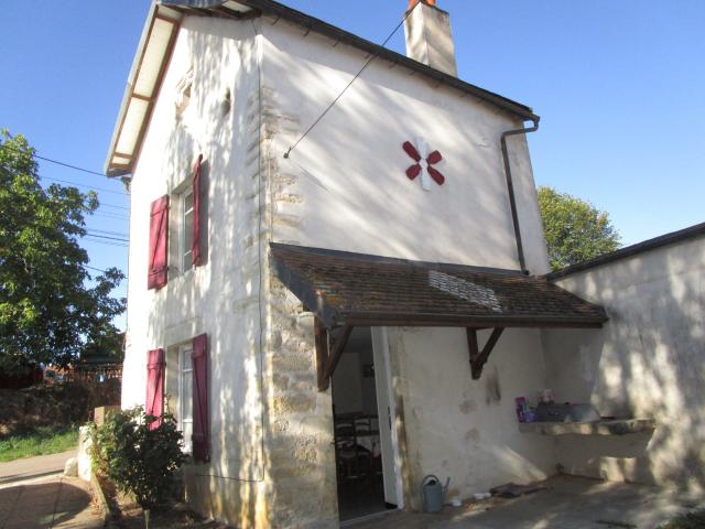 Maison vente à La Villeneuve-sur-Vingeanne, Fontaine-Française