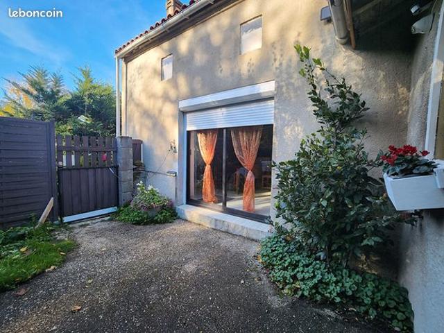 Maison vente à Blaye, Pugnac