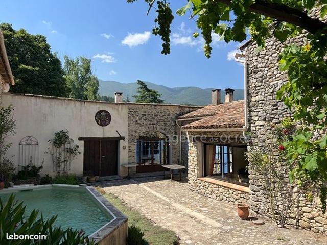 Maison vente à Saint-Martin-de-Castillon, Vaucluse