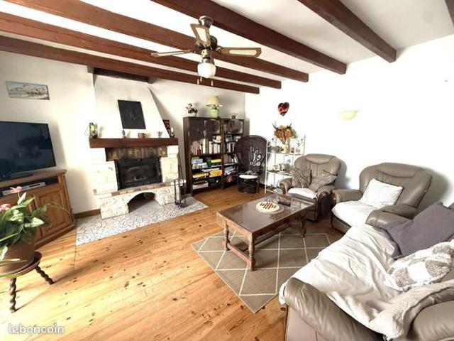 Maison vente à Niort, Chef-boutonne