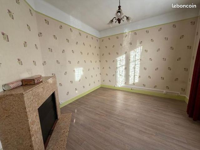 Maison vente à Vitry-le-François, Charmont