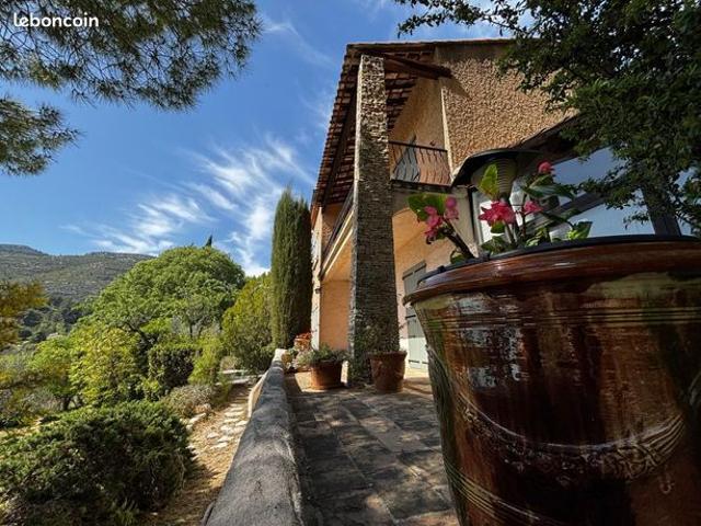 Maison vente à Marseille, Roquevaire