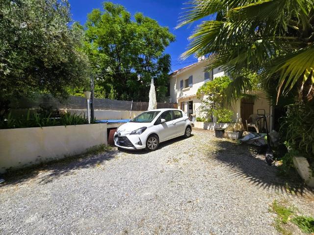 Maison vente à Nîmes