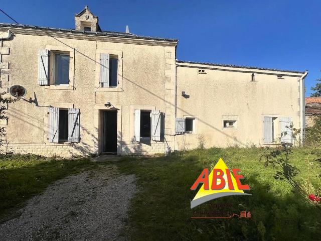 Maison vente à La Gaconnière, Ardin