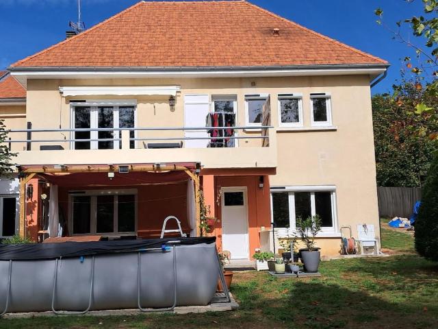 Maison vente à La Maladrerie, Nontron