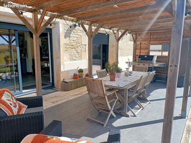 Maison vente à Saint-Jean-d'Angély, Puy-du-lac
