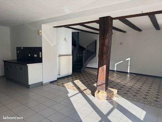 Maison vente à Neufchâteau, Pompierre