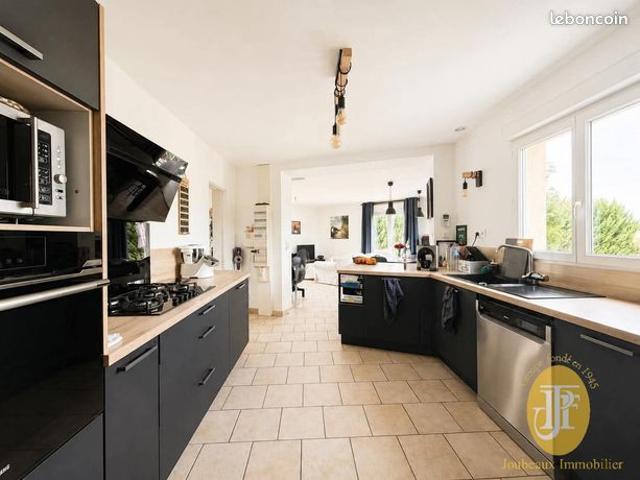 Maison vente à Douains, Eure