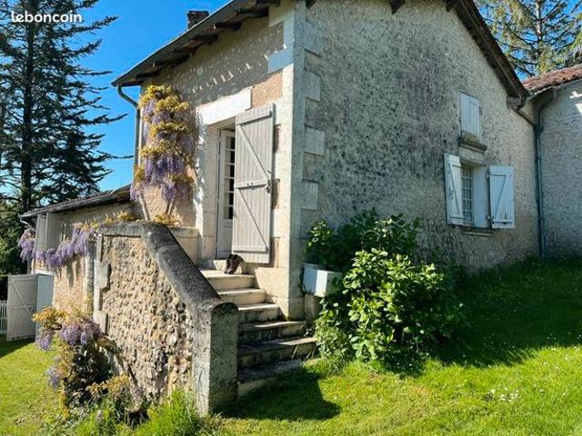 Maison vente à Angoulême, Salles-lavalette