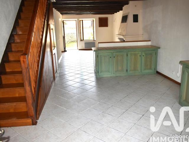 Maison vente à Lons-le-Saunier, Bourgogne-Franche-Comté