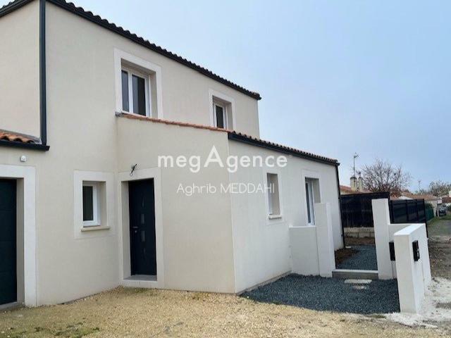 Maison vente à Échillais, Ville d'Enver