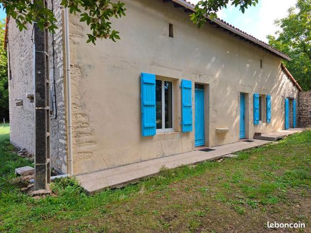 Maison vente à Montmorillon, Brux