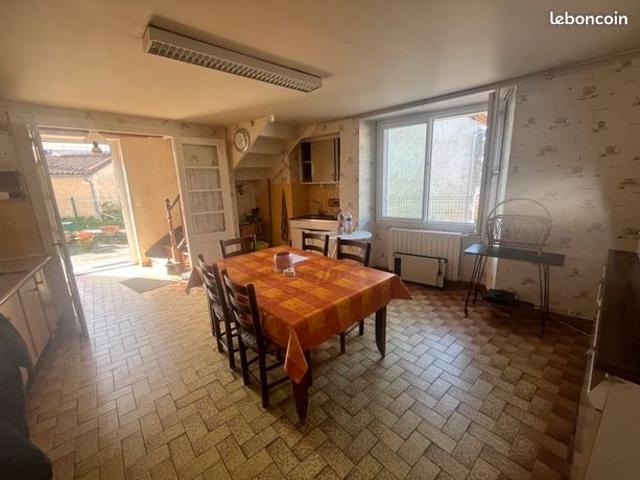 Maison vente à Nontron, Nouvelle-Aquitaine