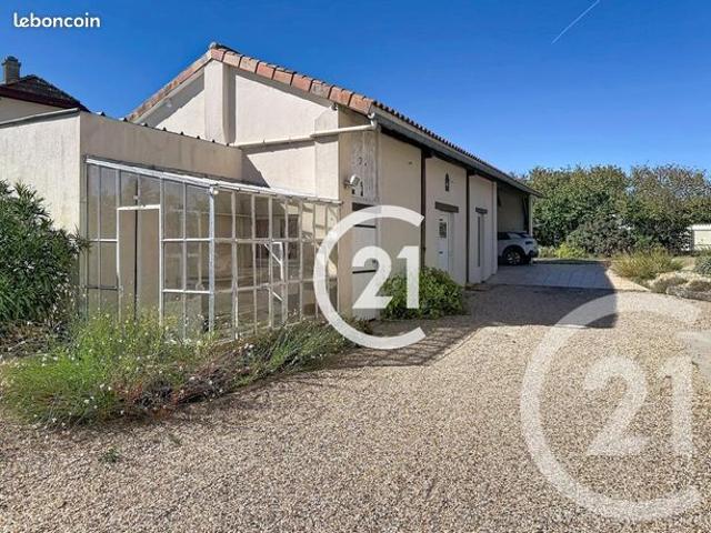 Maison vente à Châteaubernard, Charente