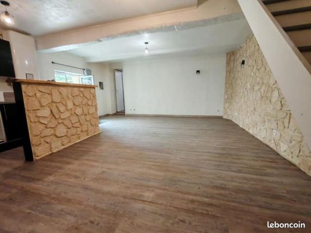 Maison vente à Libourne, Mouliets-et-villemartin