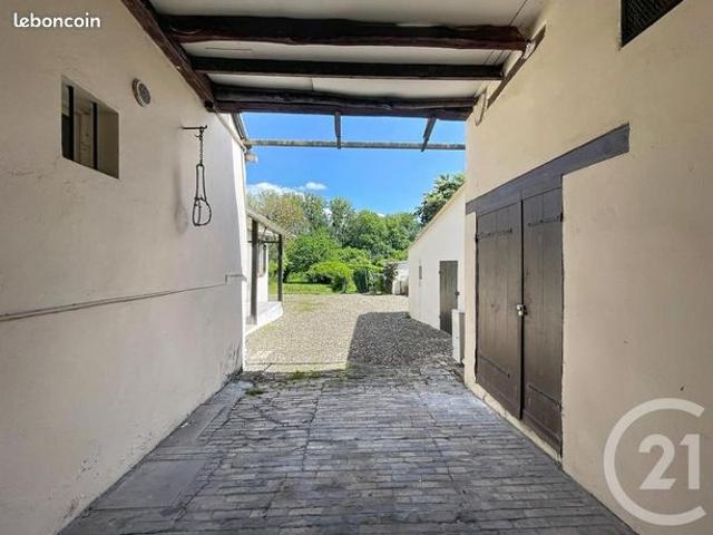 Maison vente à Compiègne, Jaux