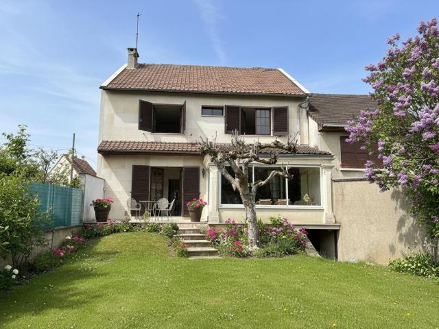 Maison vente à Pavé Blanc, Clamart