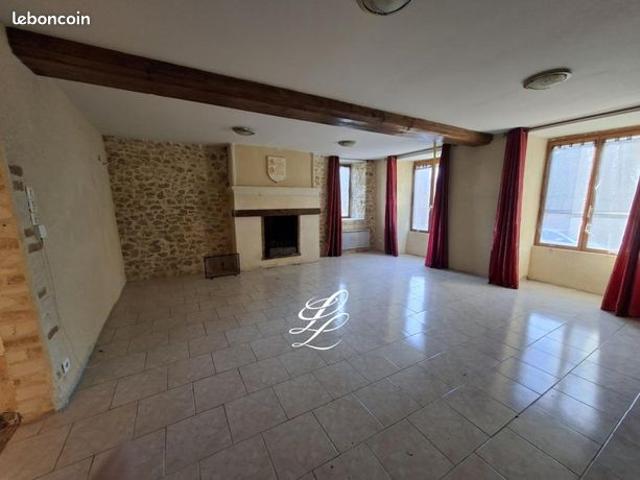 Maison vente à La Flèche, Epineu-le-chevreuil