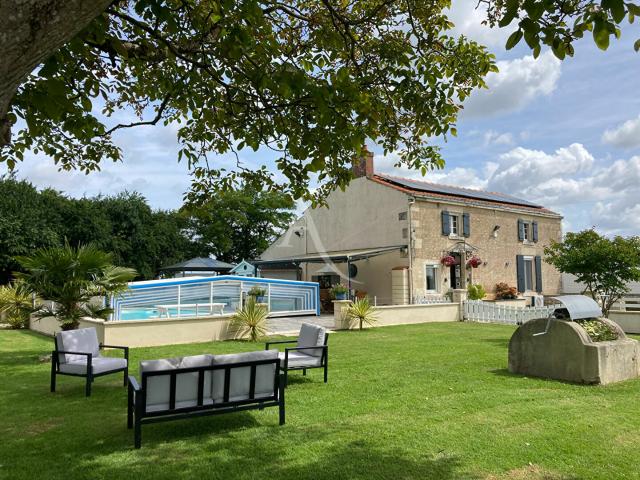 Maison vente à Fontenay-le-Comte, Petosse