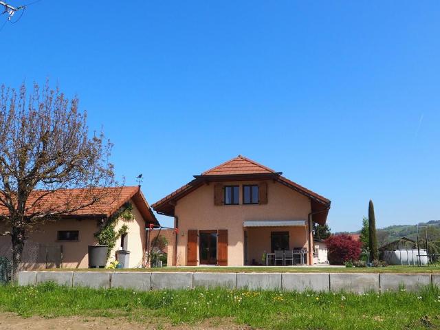 Maison location à Saint-Julien-en-Genevois, Scientrier