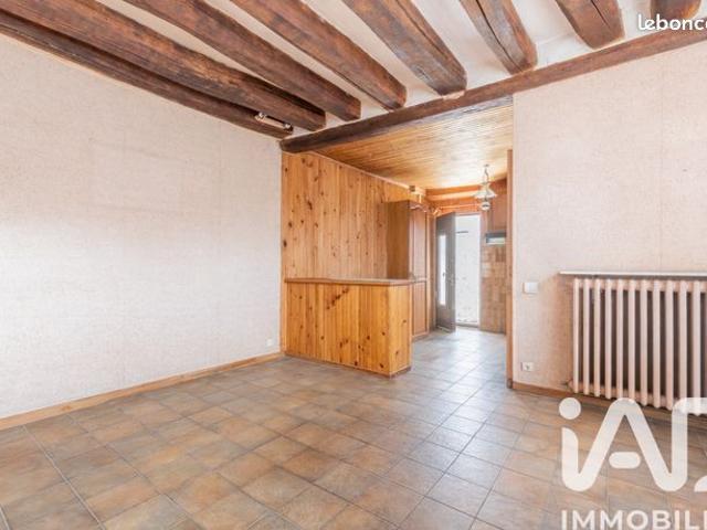 Maison vente à Bourges, Étréchy