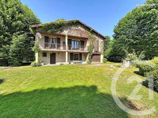 Maison vente à Saint-Girons, Oust
