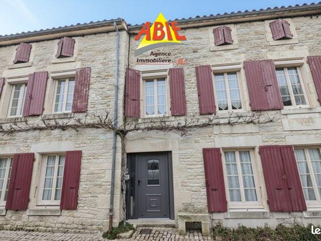 Maison vente à Niort, Coulon