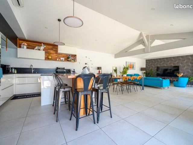 Maison vente à L'Houmeau, Charente-Maritime
