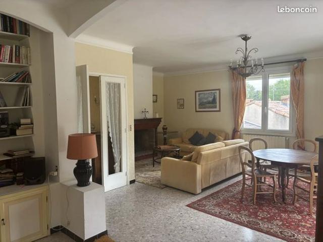Maison vente à Villeneuve-lès-Avignon, Gard