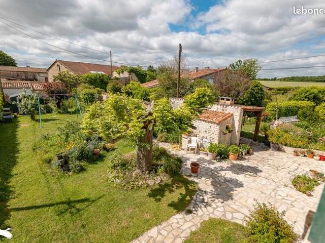 Maison vente à Lozay, Charente-Maritime