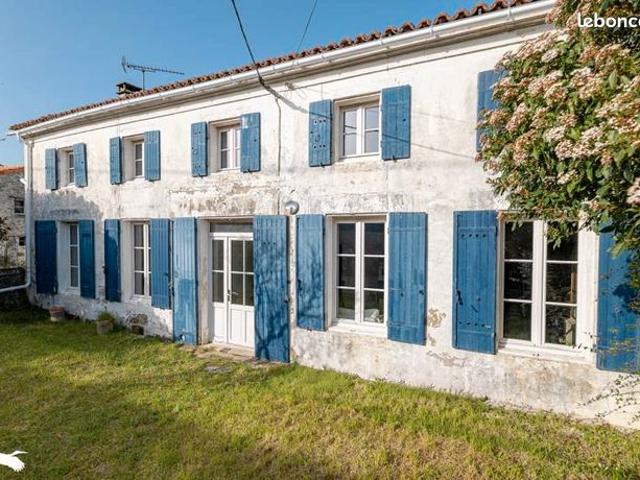 Maison vente à Saint-Jean-d'Angély, Doeuil-sur-le-mignon