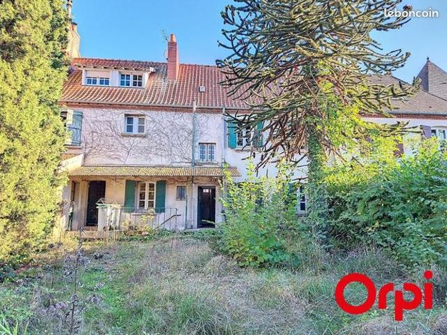 Maison vente à Montluçon, Néris-les-bains