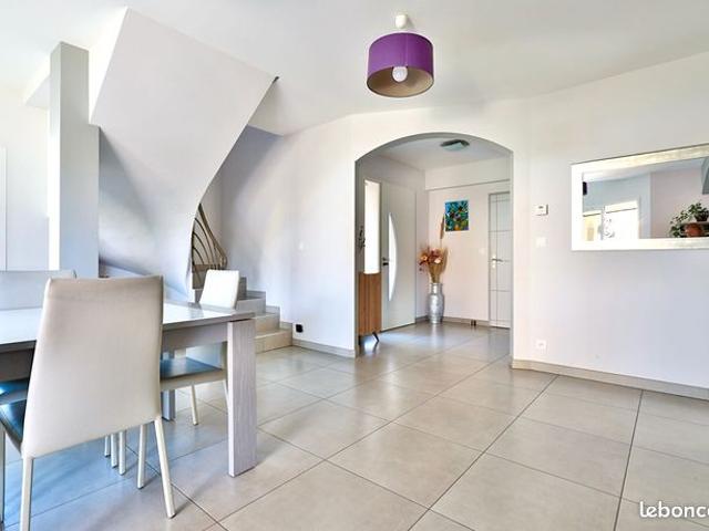 Maison vente à Lyon, Rhône
