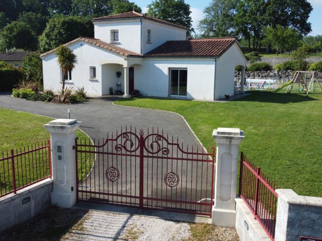 Maison vente à Agen, Laugnac