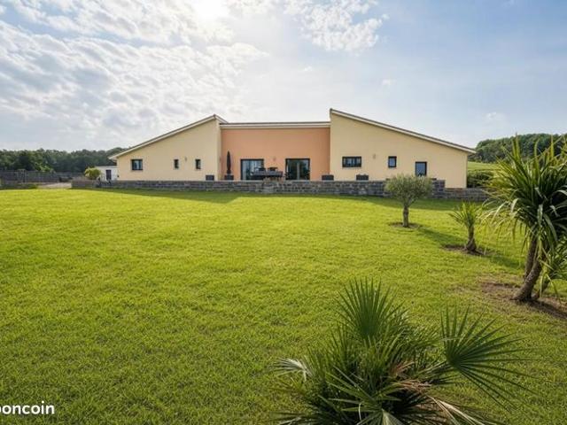 Maison vente à Mirande, Ségos