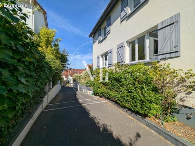 Maison vente à Nanterre, Hauts-de-Seine