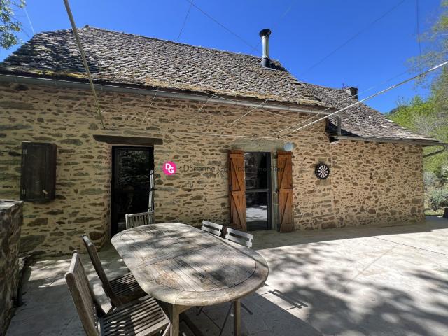Maison vente à Villefranche-de-Rouergue, Saint-parthem