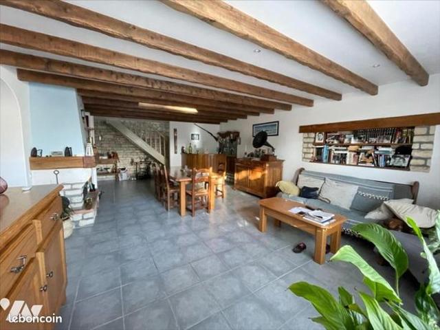Maison vente à Montroy