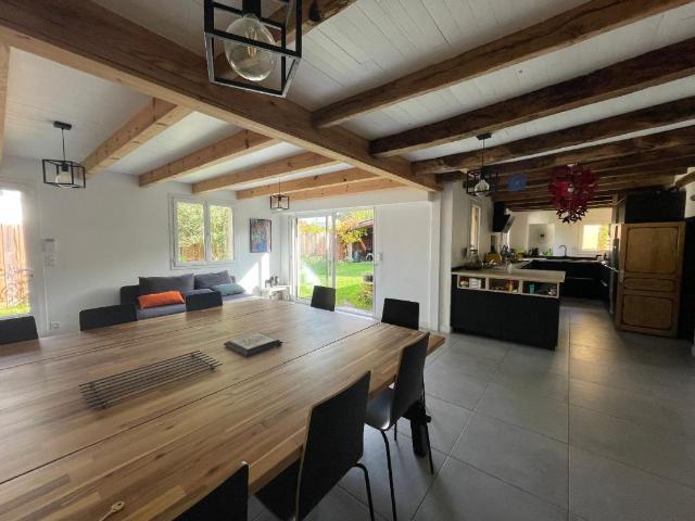 Maison vente à France métropolitaine, Saubrigues