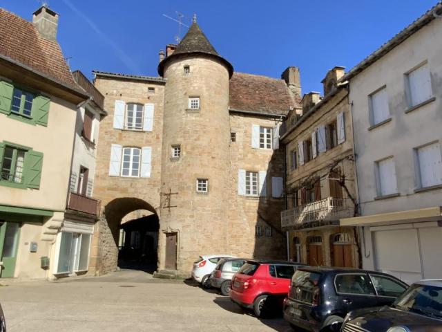 Maison vente à Figeac, Lacapelle-marival