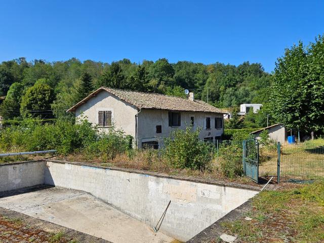 Maison vente à La Tour-du-Pin, Montcarra