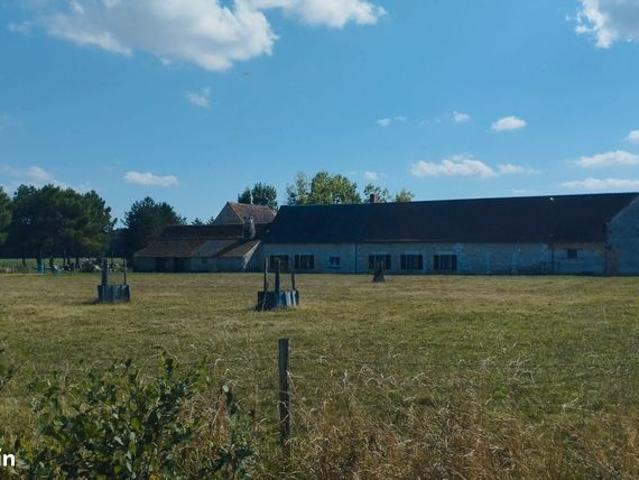 Maison vente à Loches, Charnizay