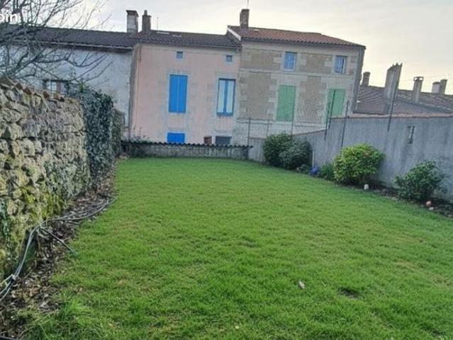 Maison vente à Jonzac, Montlieu-la-garde
