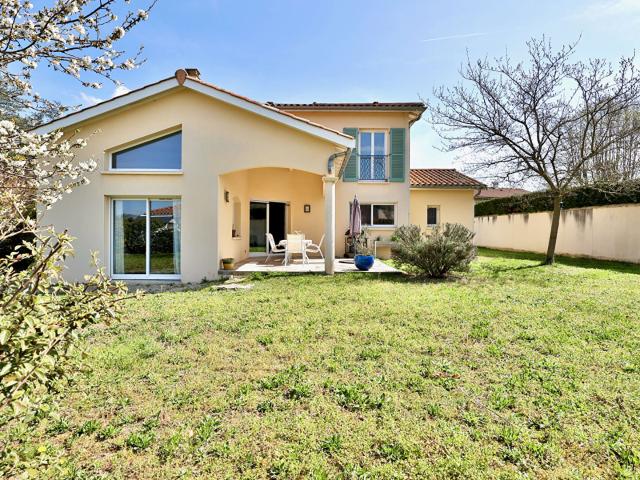 Maison vente à Métropole de Lyon, Auvergne-Rhône-Alpes