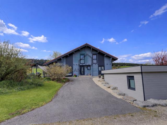 Maison vente à Pontarlier, Chamesey