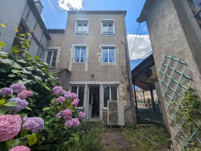 Maison vente à Neuvy-Saint-Sépulchre, Indre