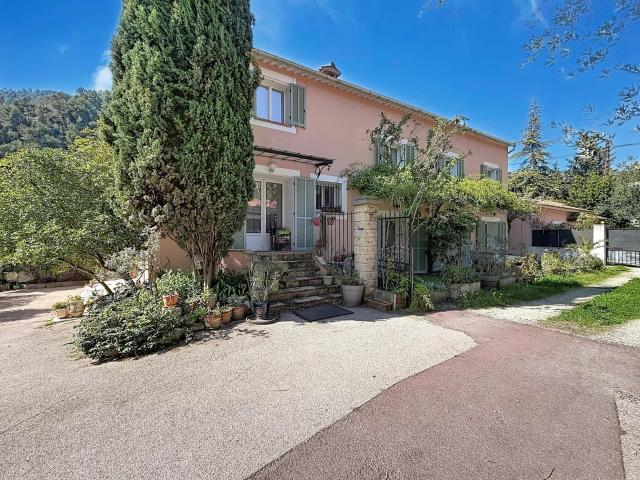 Maison vente à Nice, Tourrette-levens